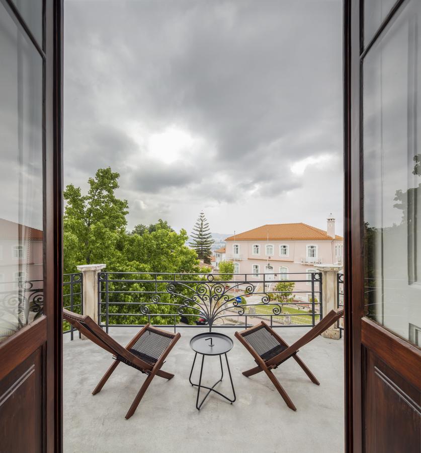 Penedo Da Saudade Suites & Hostel コインブラ エクステリア 写真