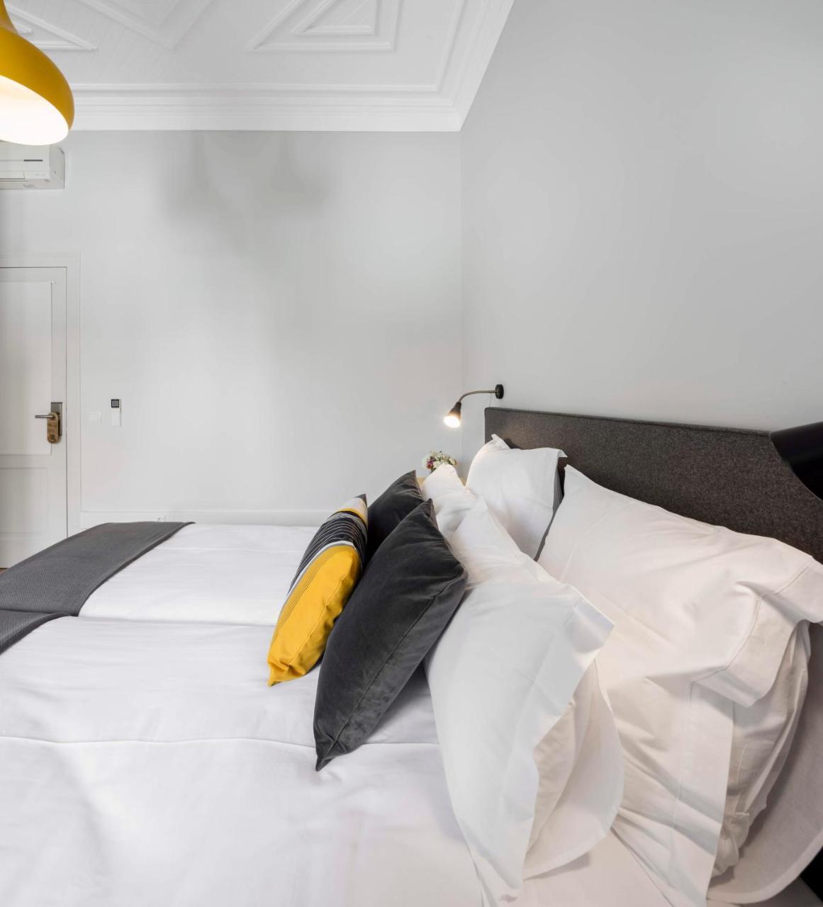 Penedo Da Saudade Suites & Hostel コインブラ エクステリア 写真